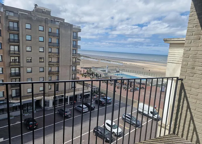 Oostduinkerke Apartments